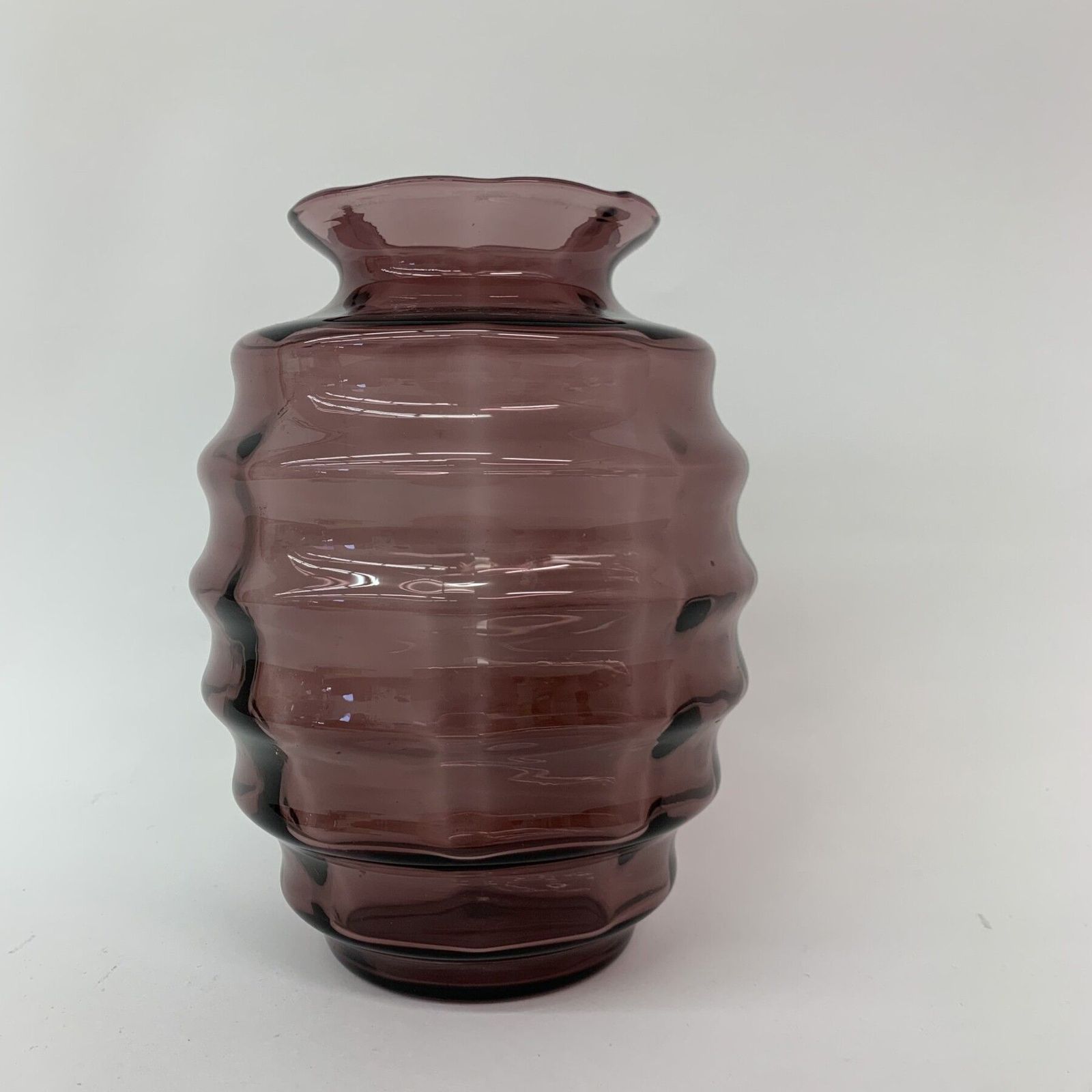 Art Deco Doyen Vaas Purple Glass , 1930’s photo Home Decor