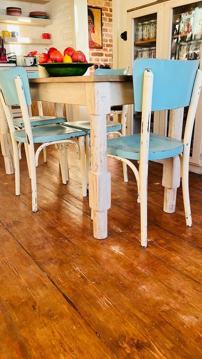 photo furniture Eetkamerstoelen Van Ton, Ca. Jaren 1960, Set Van 4