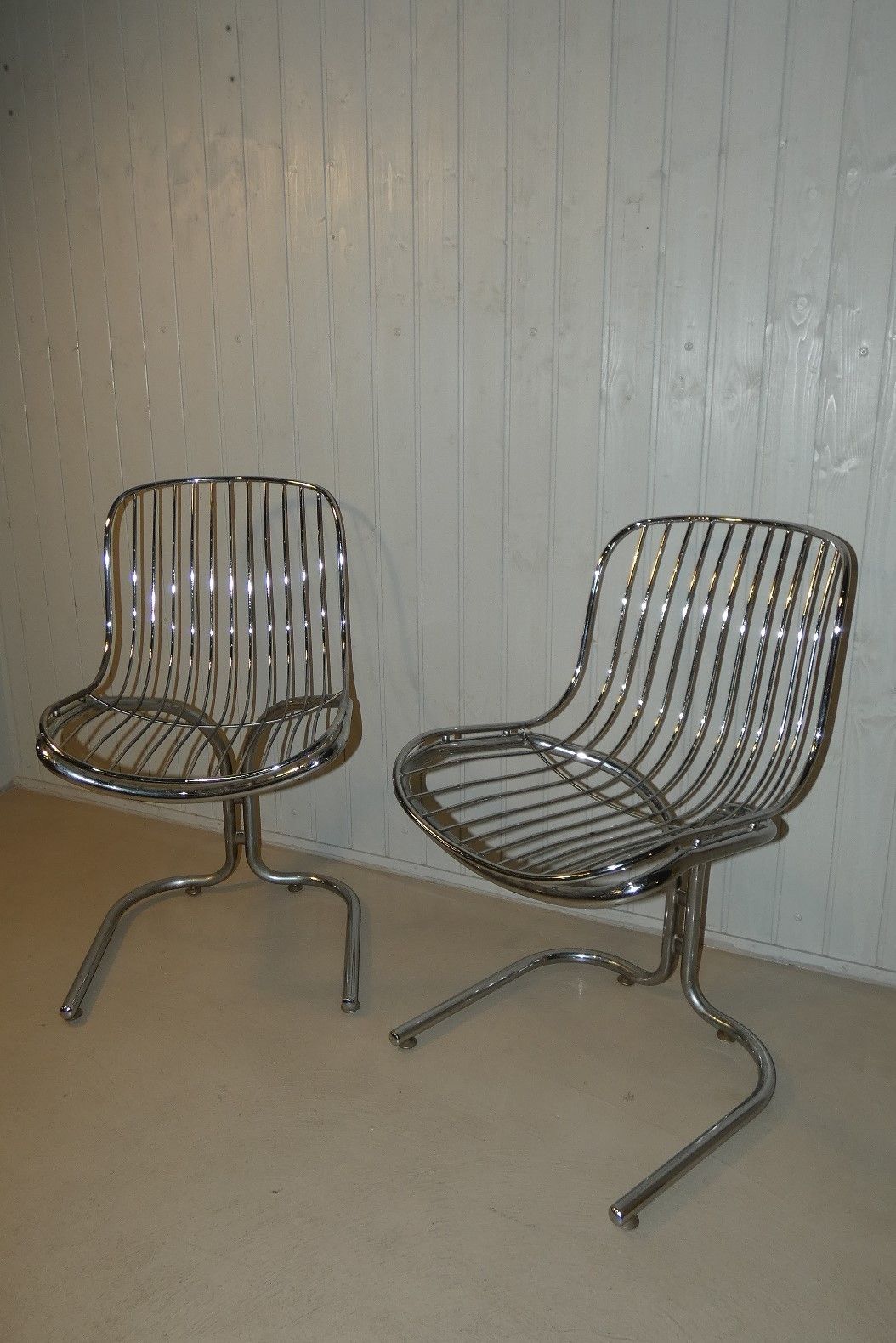 Italian Radiofreccia Chairs By Gastone Rinaldi For Rima, 1970s, Set Of 2 photo vintage