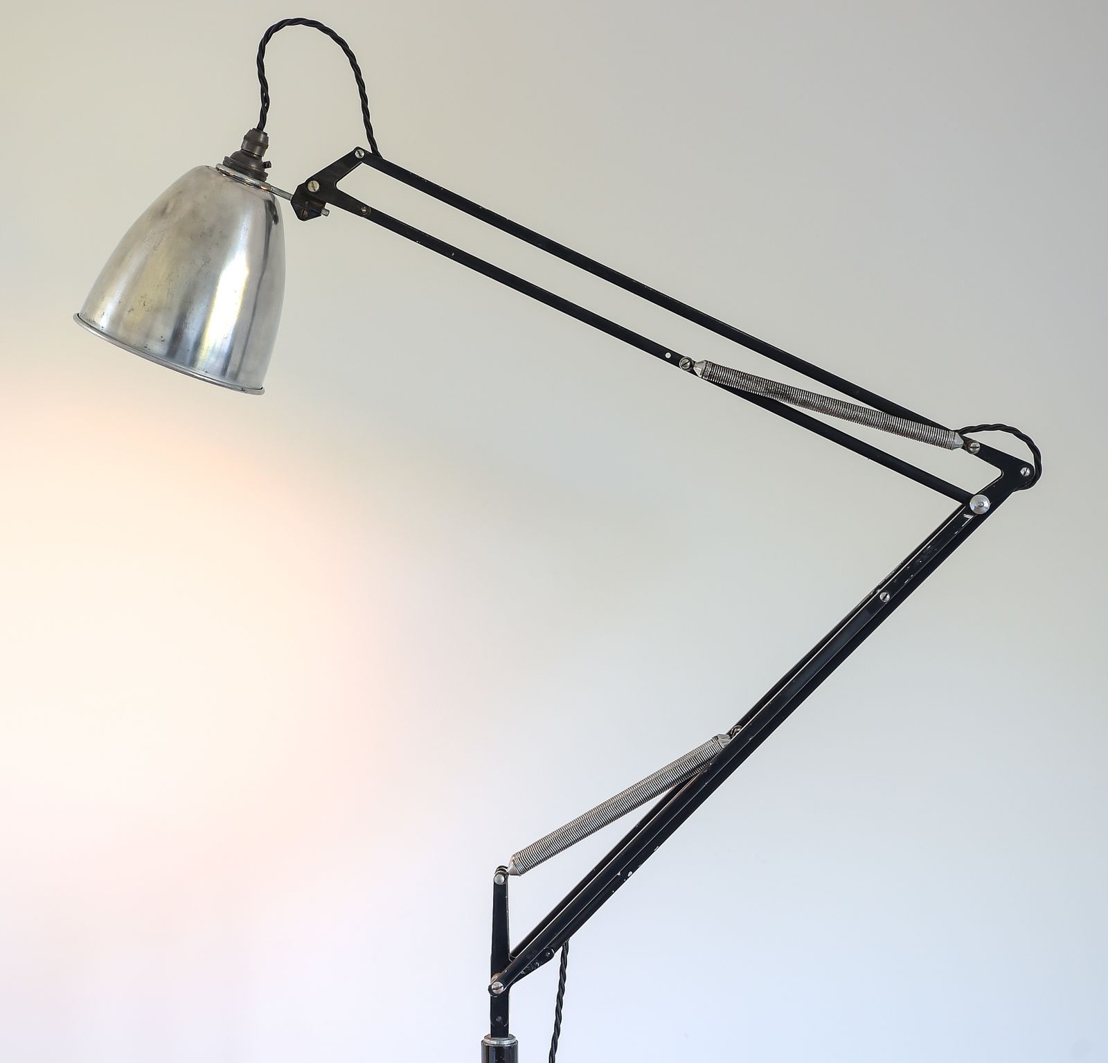 Anglepoise Trolley Lamp Designed By George Cawardine. English 1950's photo vinterior