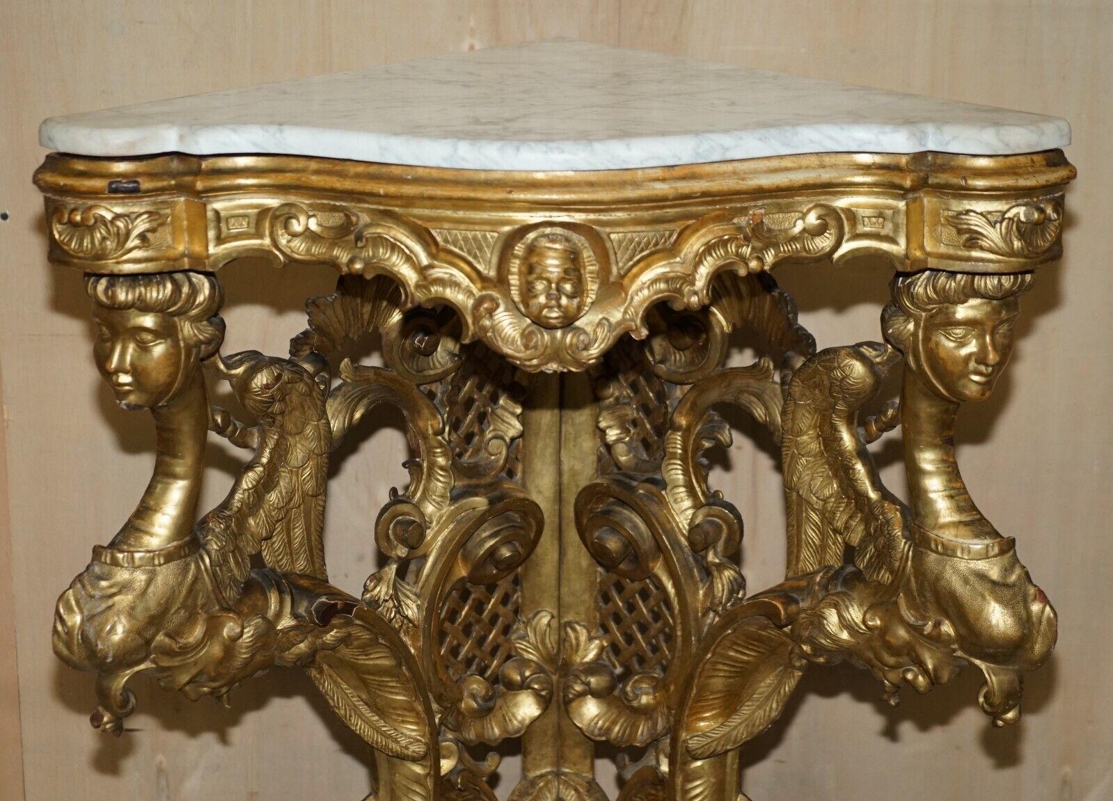 Exquisite Antique Italian Gold Giltwood Italian Marble Herm Carved Corner Table photo for sale