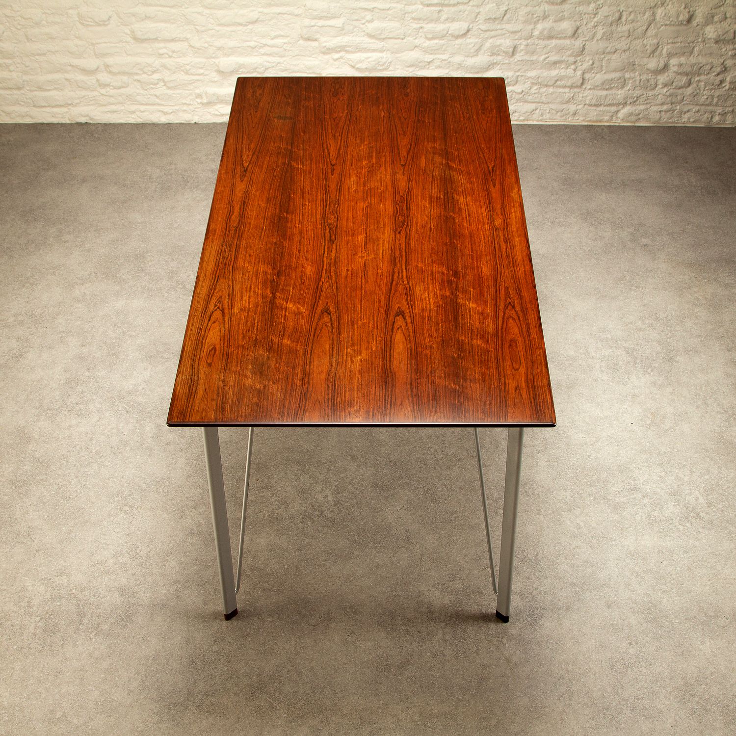 Model 3605 Desk In Rosewood By Arne Jacobsen For Fritz Hansen, Denmark, 1960s photo Furniture