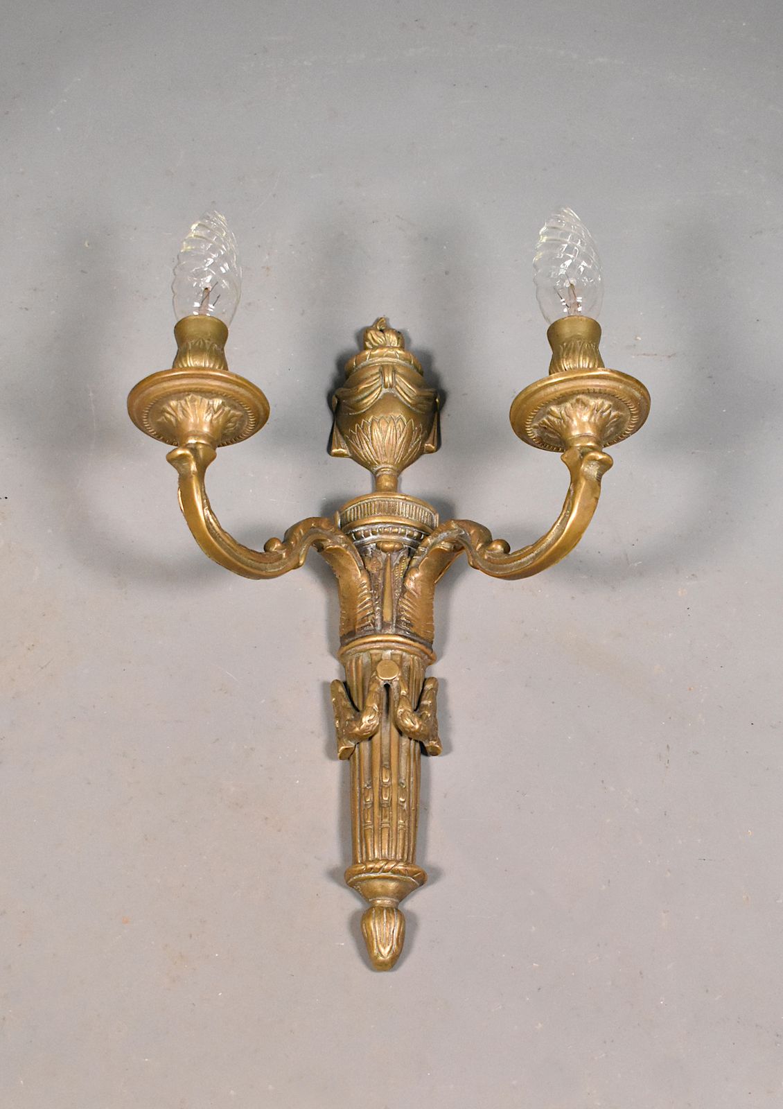 photo buy Grote Antieke Franse Bronzen Wandlamp Napoleon III