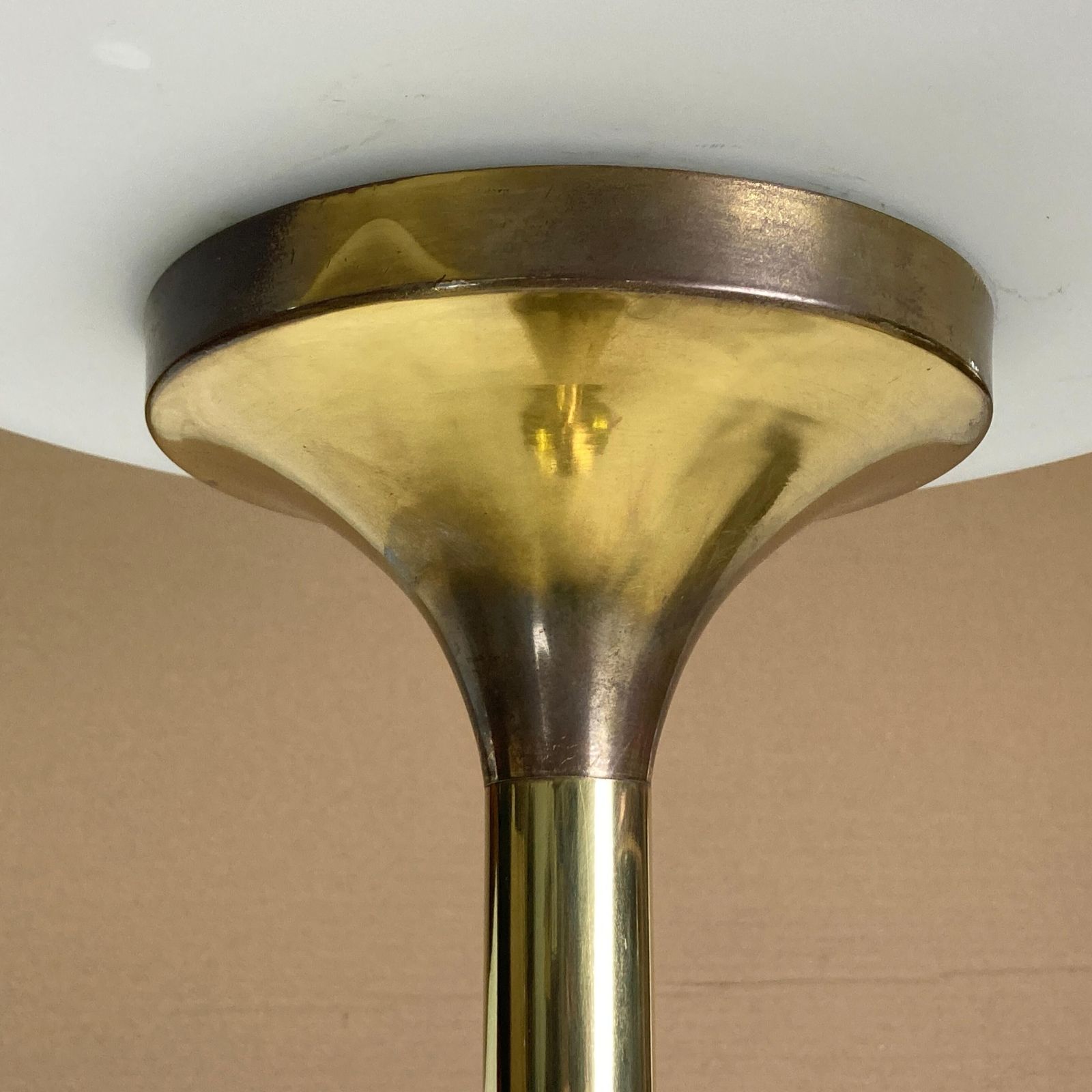 photo furniture Patinated Brass Art Deco Low Floor Lamp, 132cm