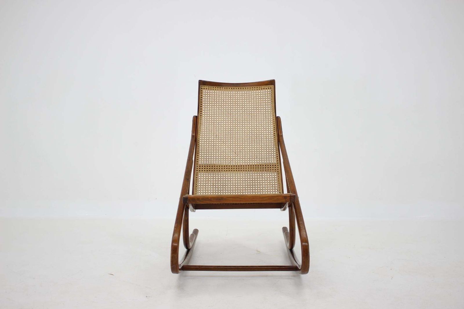 1960s Antonin Suman Bentwood Rocking Chair, Czechoslovakia photo furniture