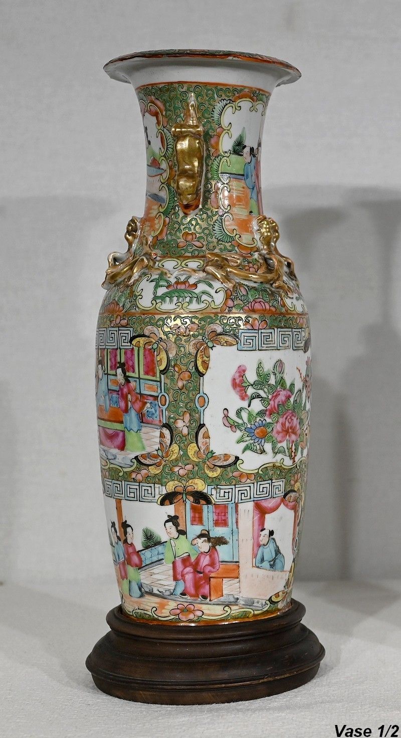 photo buy Pair Of Baluster Vases In Chinese Porcelain, Late 19th Century