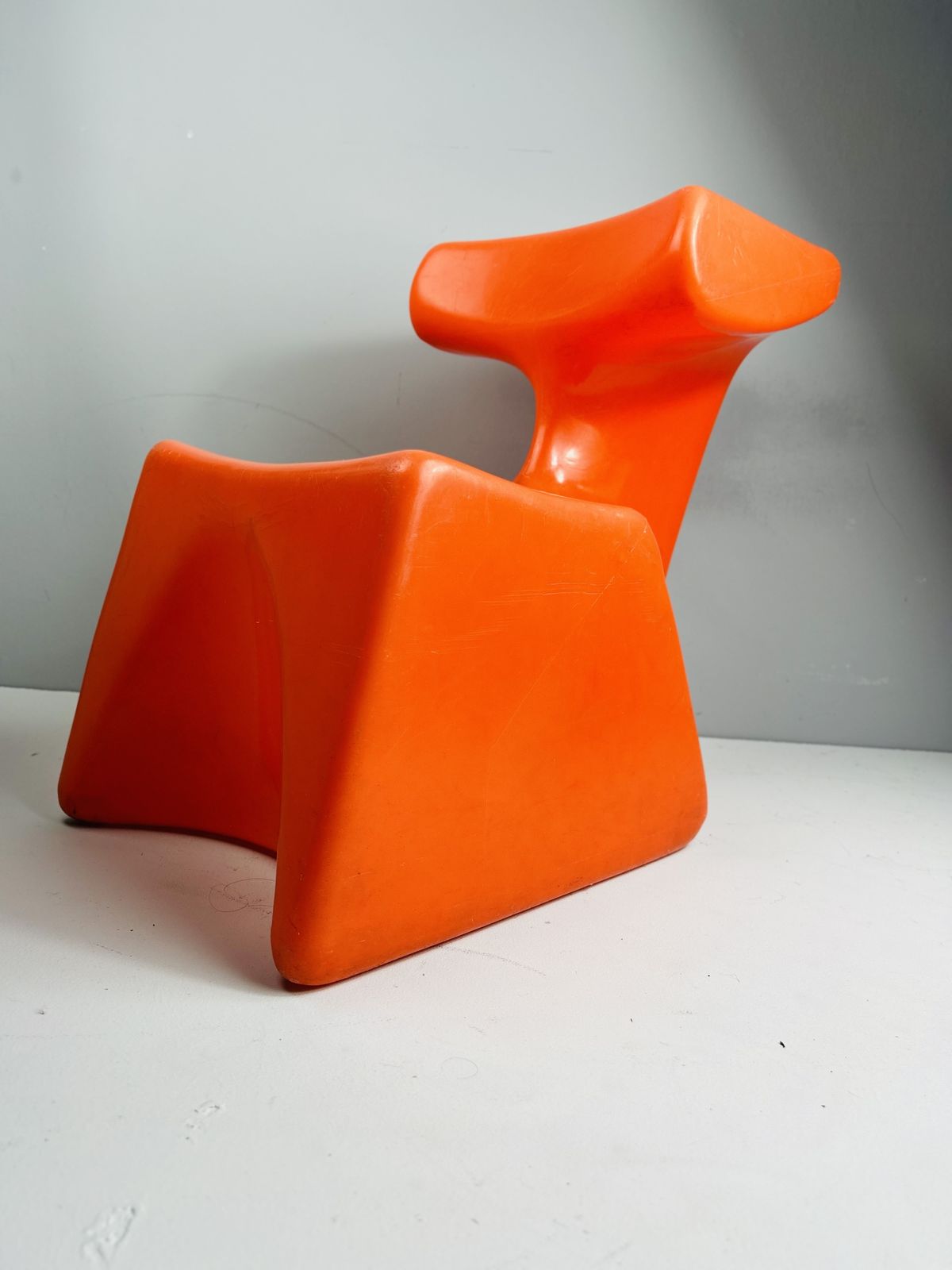 photo furniture Orange Zocker Children's Chair By Luigi Colani For Top System Burkhard Lübke, 1971