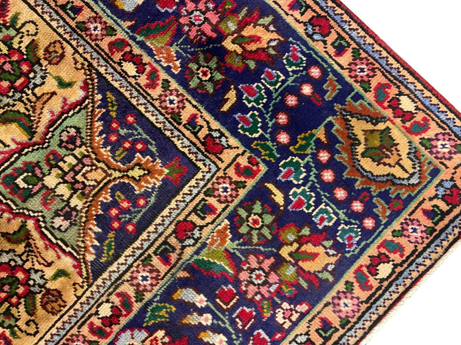 Vintage Rug Red Wool Carpet, Floral Handwoven Oriental Area Rug 201x303cm photo Textiles