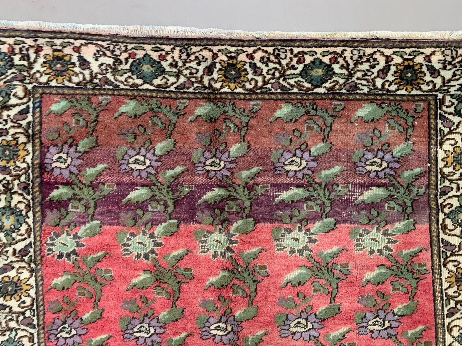 photo furniture Vintage Turkish Rug 270x141 Cm Shabby Distressed Carpet Large
