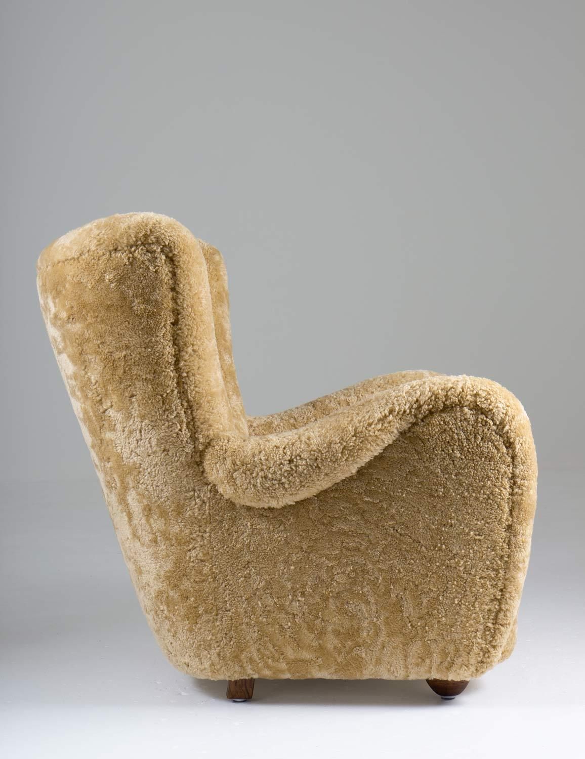 Scandinavian Mid Century Lounge Chair In Sheepskin photo Furniture