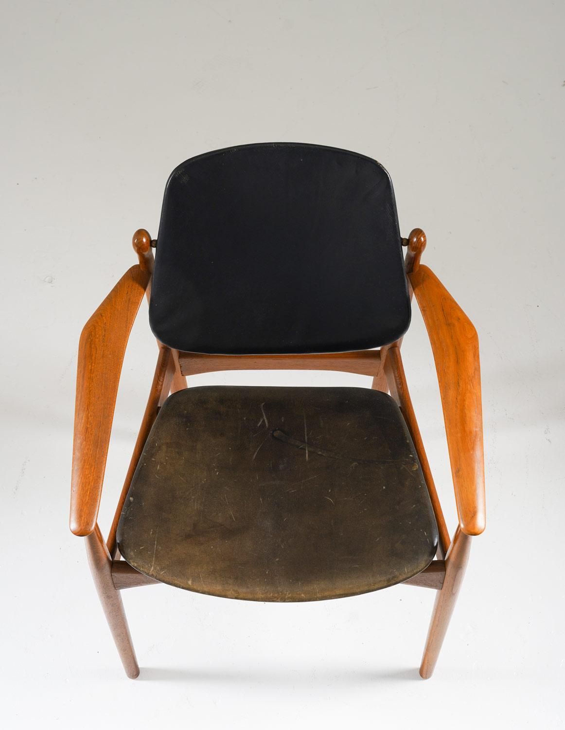 Danish Teak And Leather Chair By Arne Vodder For France & Daverkosen photo vinterior