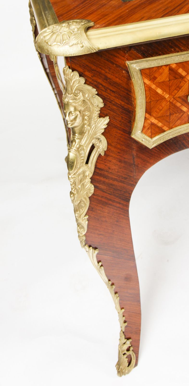 photo vintage Antique Louis Revival Kingwood & Ormolu Mounted Bureau Plat Desk 19th C