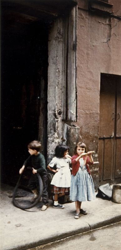 Children Playing In Paris 20x24" Archival Pigment Print