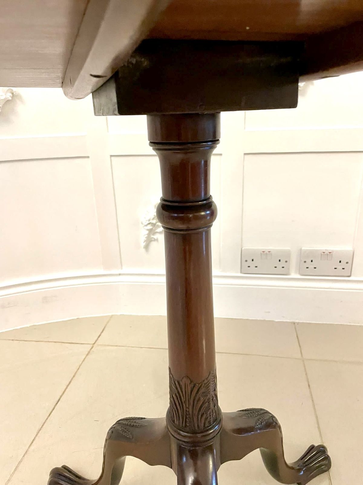 Antique 19th Century  Quality Burr Walnut Marquetry Inlaid Centre Table photo vinterior