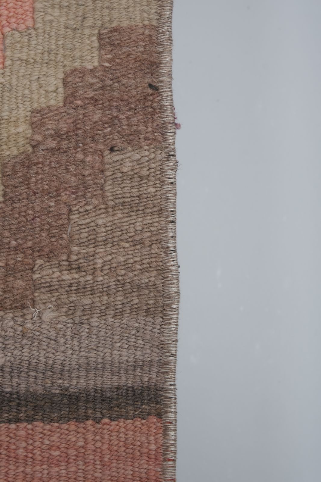 photo furniture Turkse handgemaakte loper kilim, extra lang voor hal