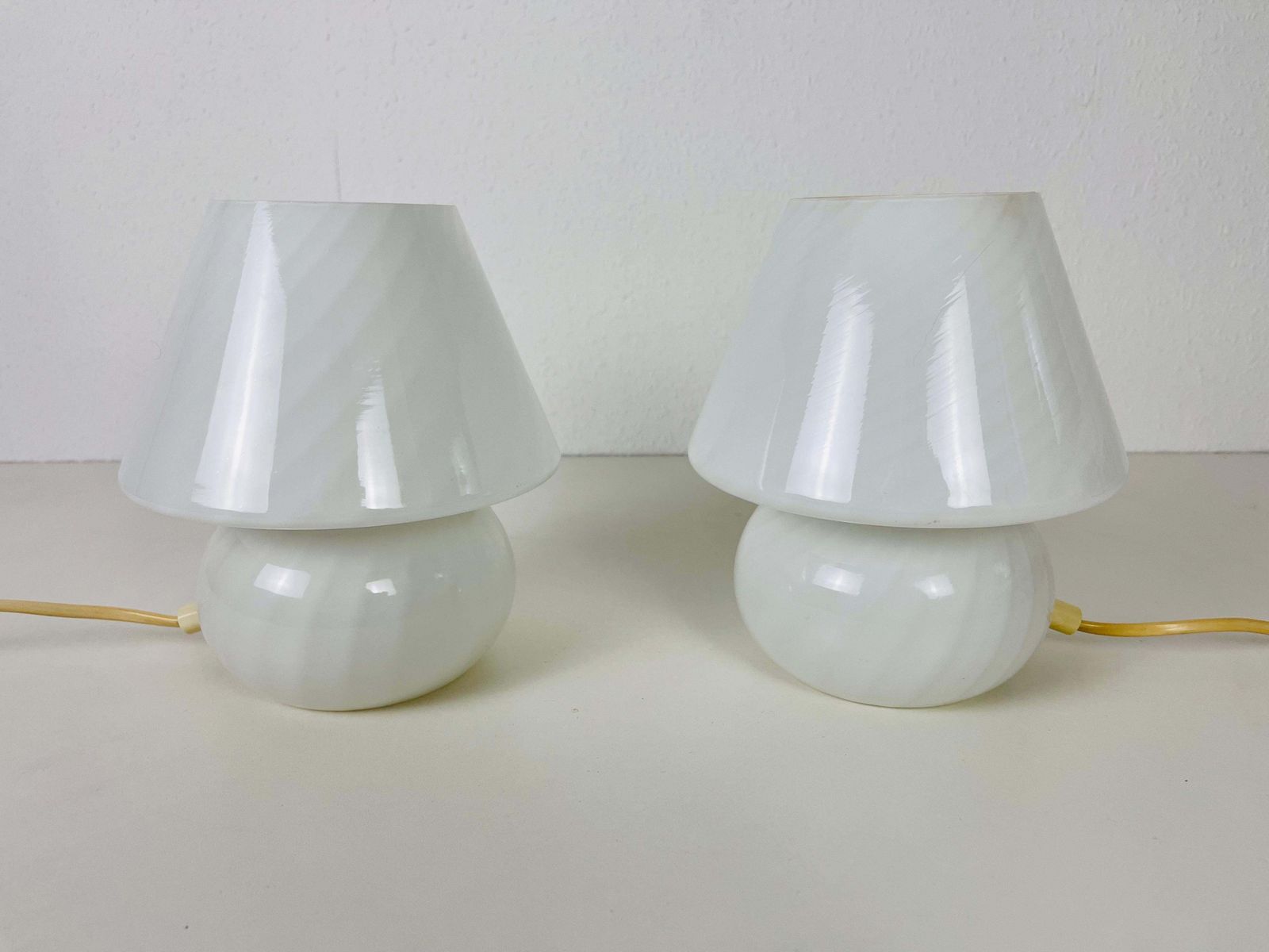 Pair Of Vetri D‘Arte Murano Glass Mushroom Table Lamps, Italy, 1970s photo for sale