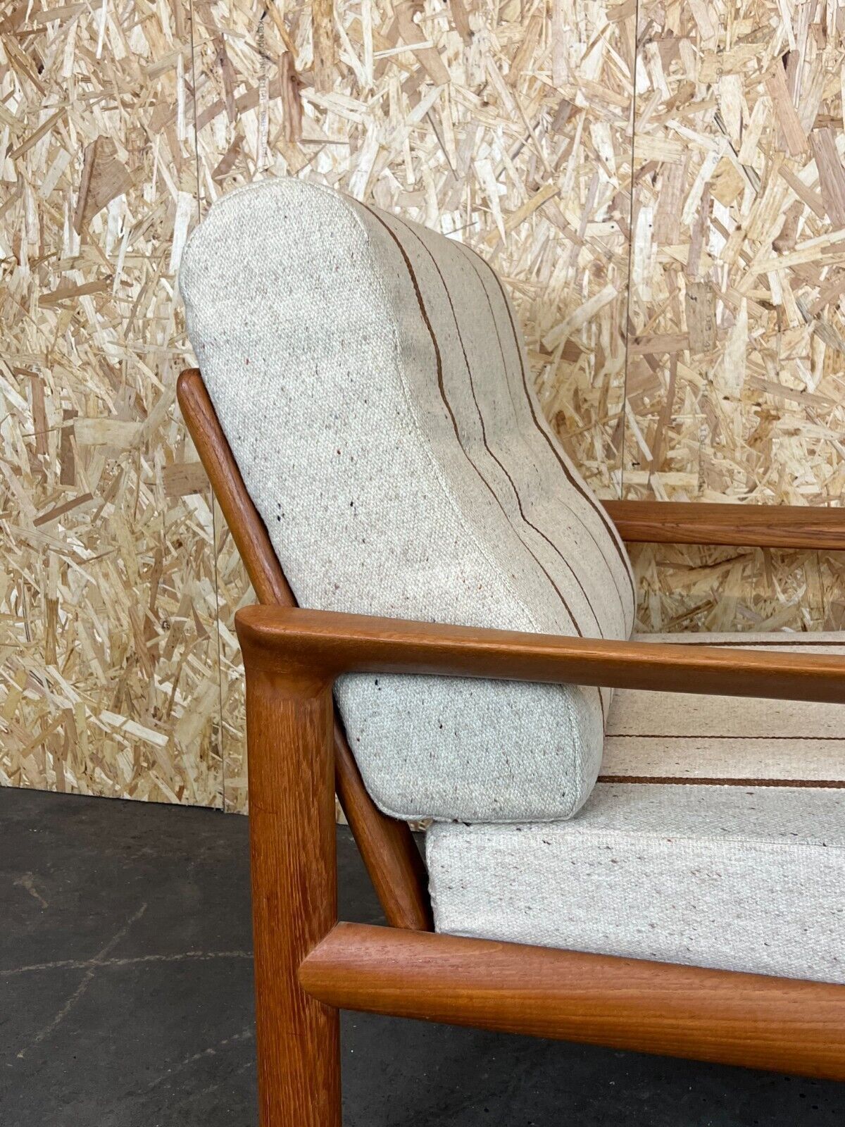 photo furniture 60s 70s Teak Easy Chair Sven Ellekaer For Komfort Design Denmark