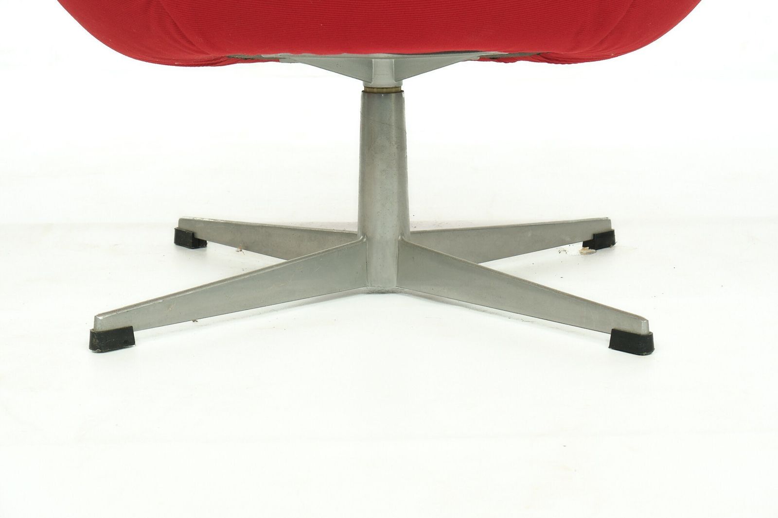 Rotating Cocktail Chair, Red, Vintage, Anonymous, 1960s photo 360.0