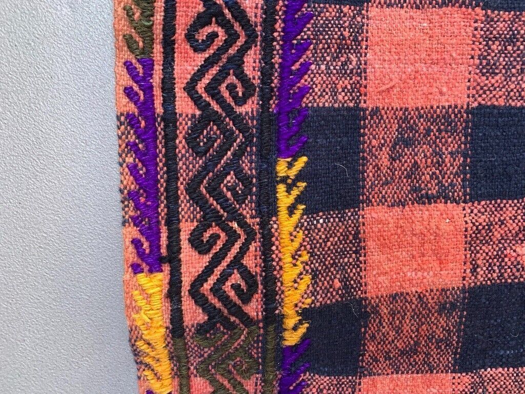 Medium Vintage Turkish Kilim Rug 113x127 Cm Wool Kelim, Square photo vinterior