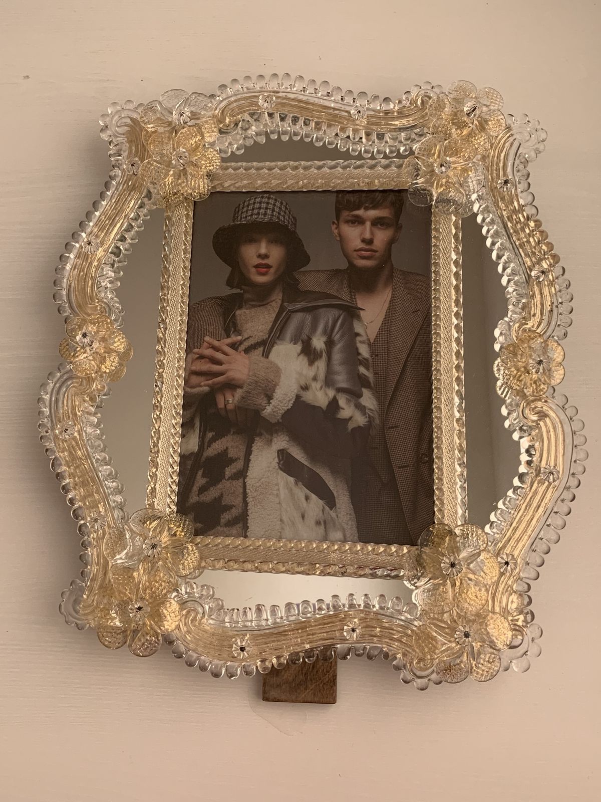 Transparent And Gold Murano Glass Photo Frame With Flowers.