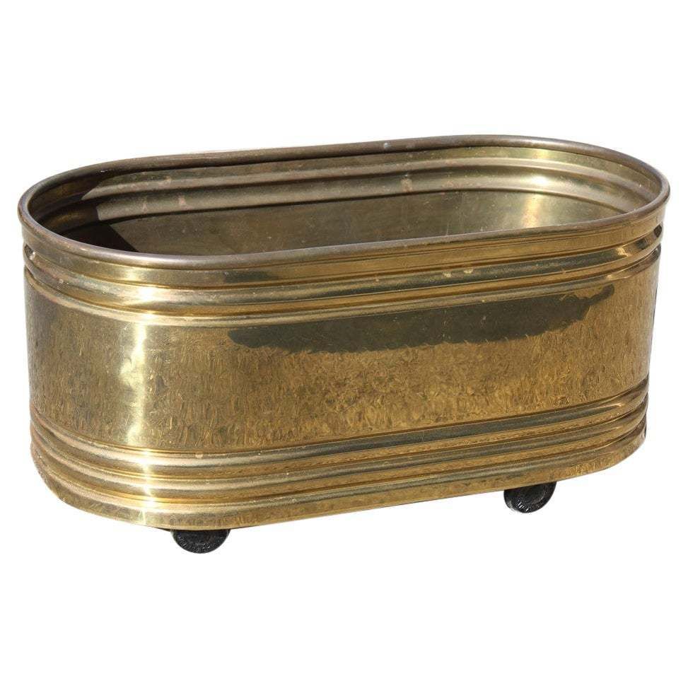 Oval Planter Holder In Solid Brass Italian Design 1970s Cachepot Jardiniere