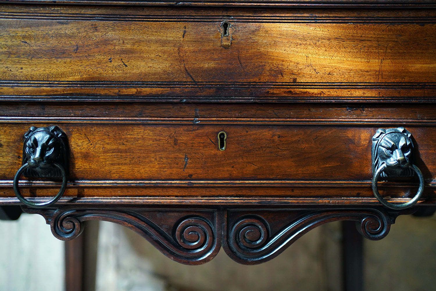 A Regency Mahogany Writing Desk In The Manner Of Thomas Hope C.1805 10 photo vinterior