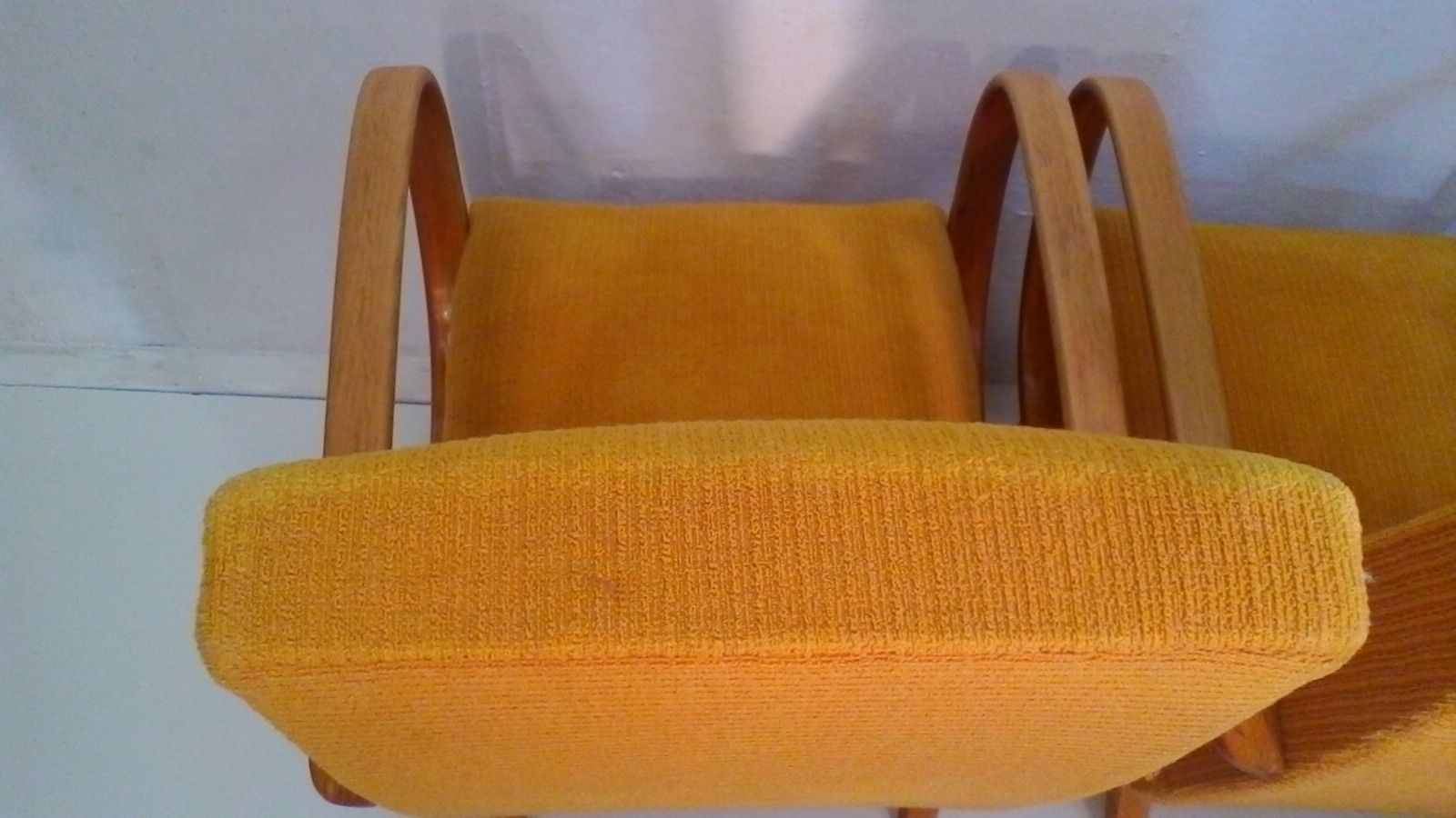 Set Of Two Armchair With Coffee Table By Jindřich Halabala, 1935´S photo Furniture