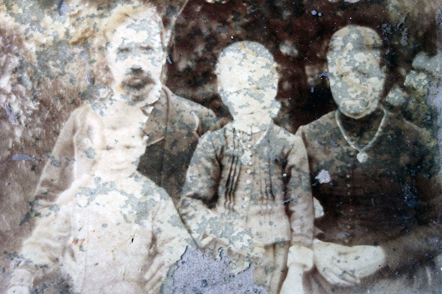 A Distressed Mid 19thc French Framed Daguerreotype Of A Family photo 195.0