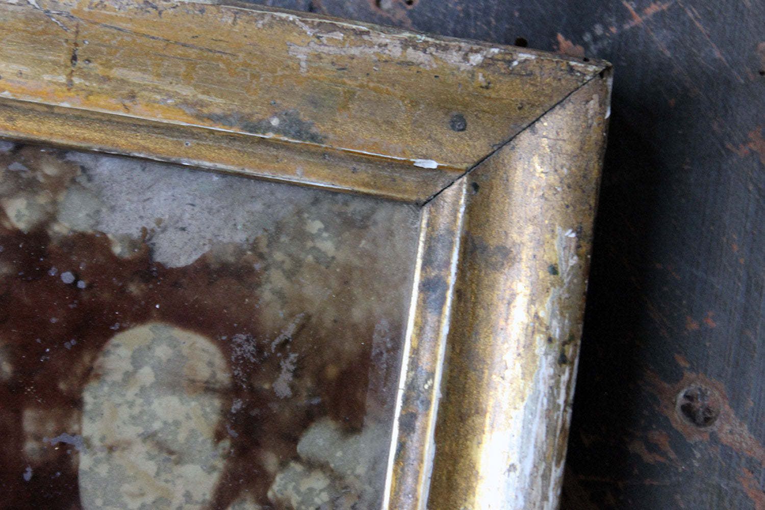 photo furniture A Distressed Mid 19thc French Framed Daguerreotype Of A Family