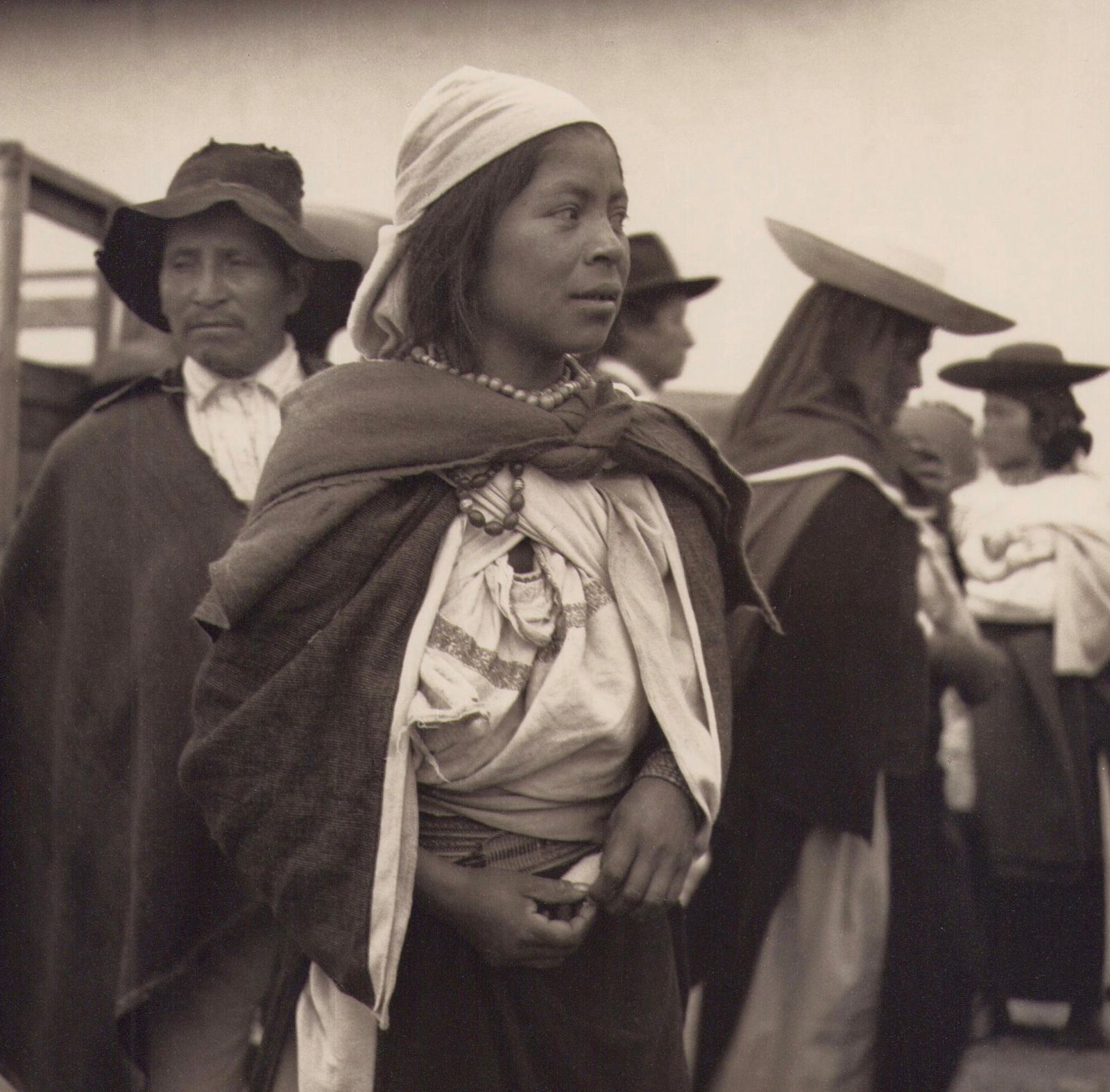 Hanna Seidel Ecuador, Woman, Black And White Photograph, 1960s, 21.4 X 17.3 Cm Ca. 1960s photo furniture