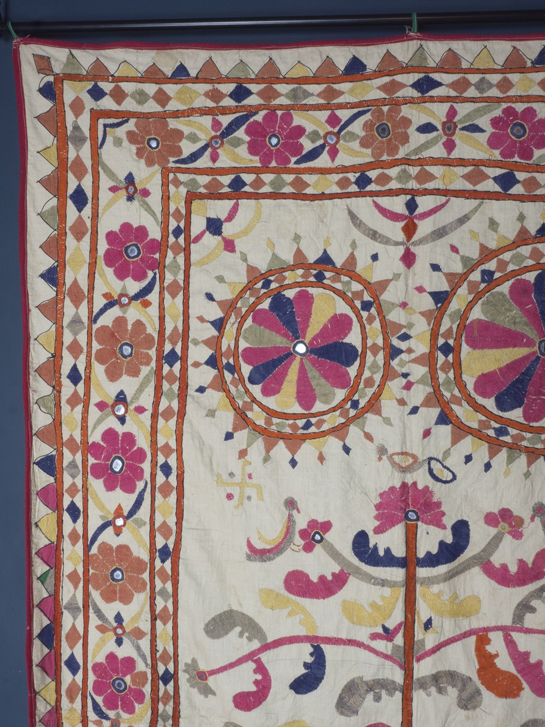 Embroidered Quilt Cover, Gujurat Early To Mid 20th Century photo vinterior