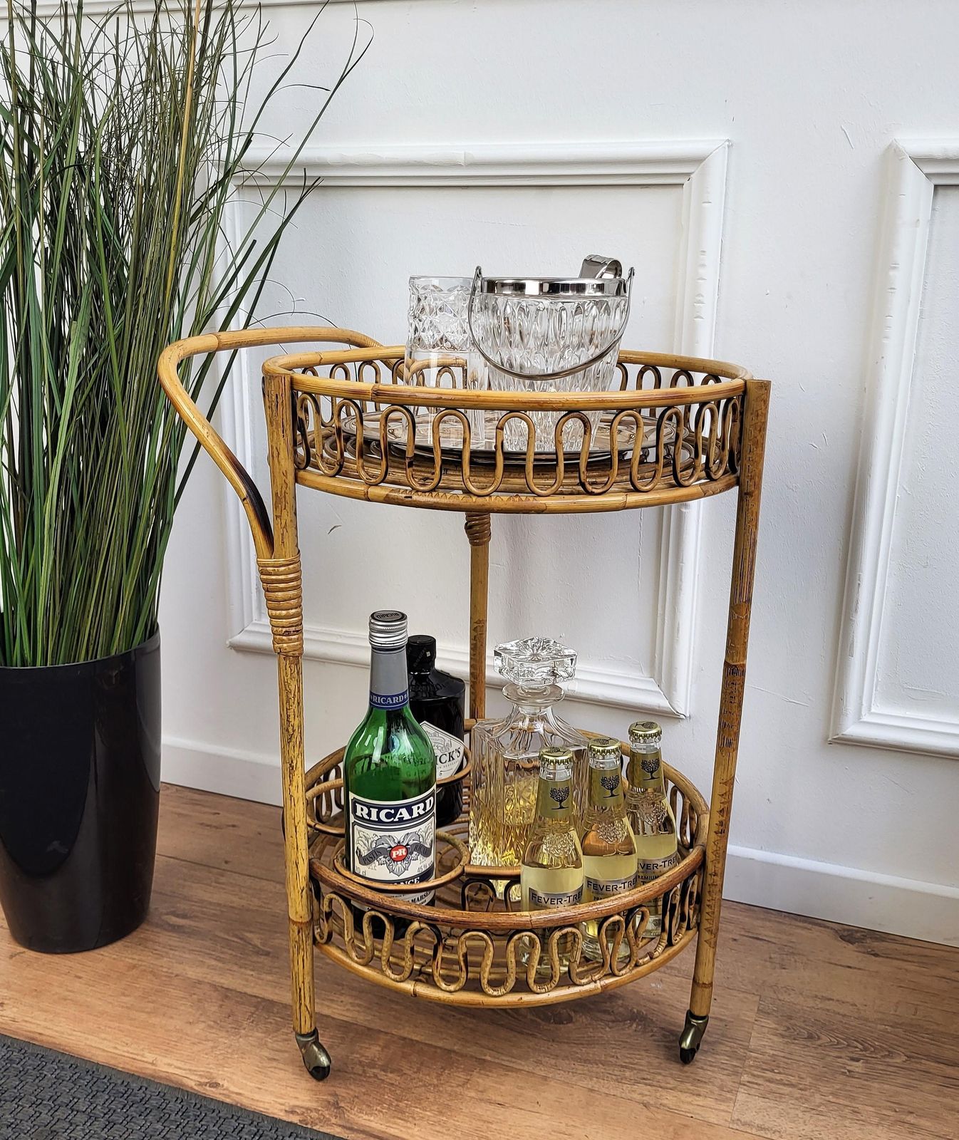 1960s Italian Bamboo Rattan Bohemian French Riviera Round Serving Bar Cart photo for sale