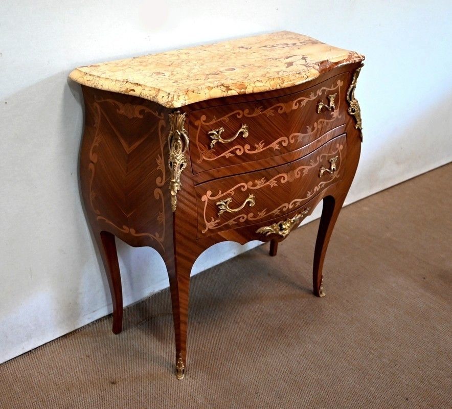 Commode Sauteuse En Acajou, Style Transition Louis XIV / Louis XV –Début Xxe photo furniture