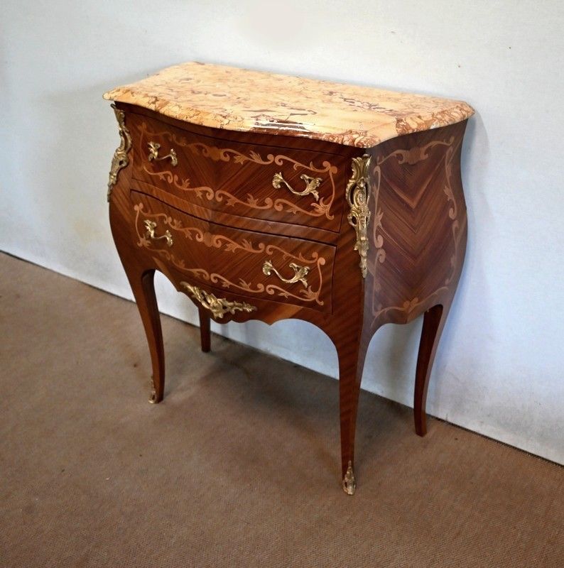 Commode Sauteuse En Acajou, Style Transition Louis XIV / Louis XV –Début Xxe photo for sale
