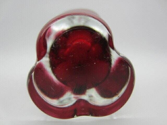 photo furniture Attractive Hand Blown Chribska Sommerso Style Pink Art Glass Tulip Bud Vase