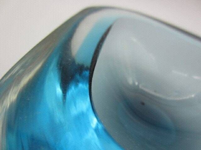 photo furniture Murano Poli Seguso Turquoise Reflective Green Glow Art Glass Sommerso Geode Bowl