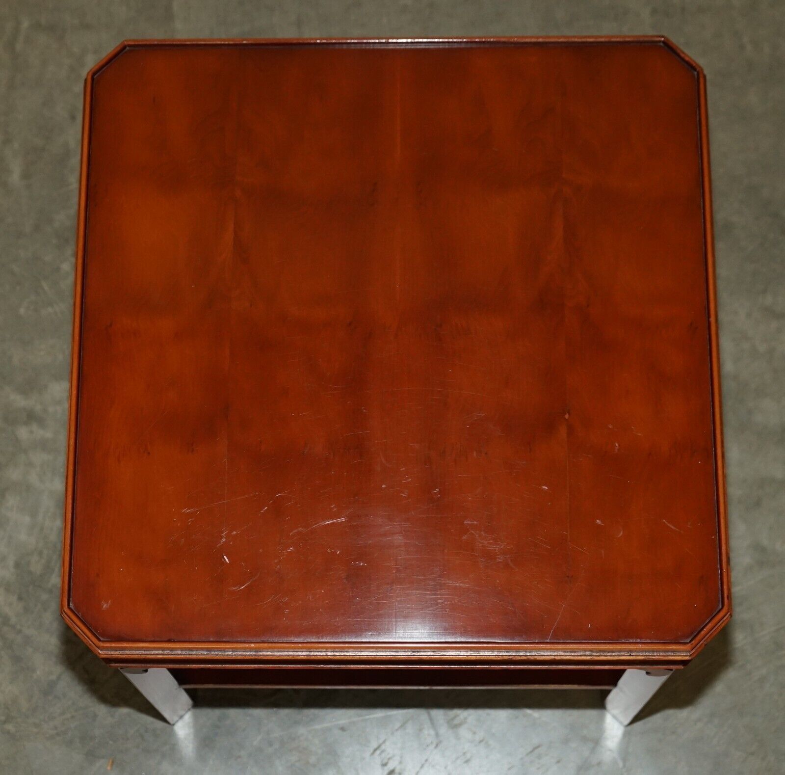 Pair Of Lovely Vintage Georgian English Style Mahogany Side End Lamp Wine Tables photo vinterior