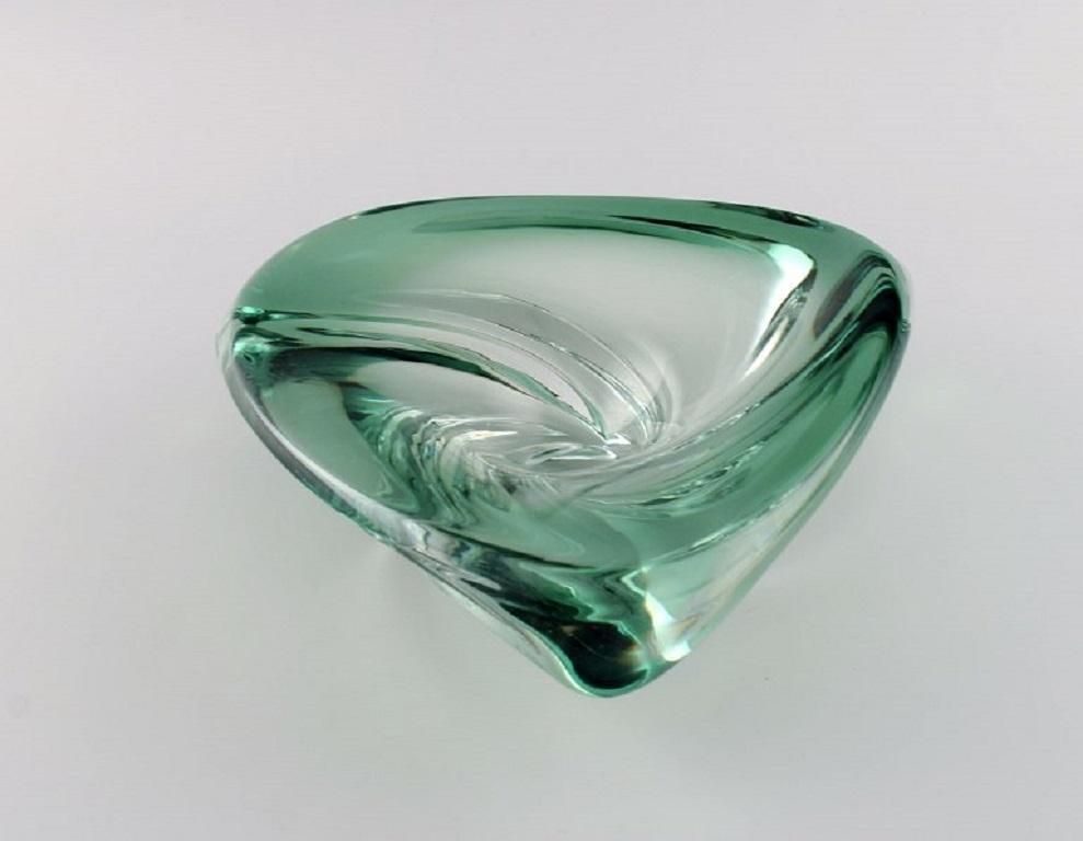 Murano Bowl In Green Mouth Blown Art Glass, Curved Design, Italy 1980s photo for sale