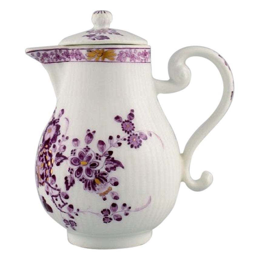 Antique And Rare Meissen Mocha Pot In Hand Painted Porcelain, Early 19th C