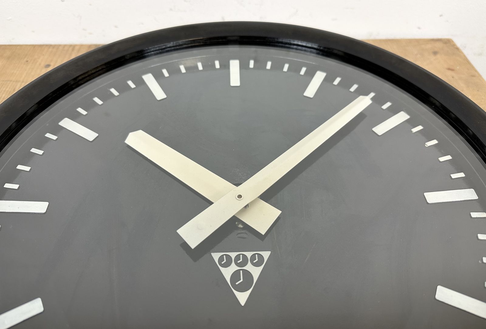 299.0 Industrial Bakelite Factory Wall Clock From Pragotron, 1970s, 2x photo