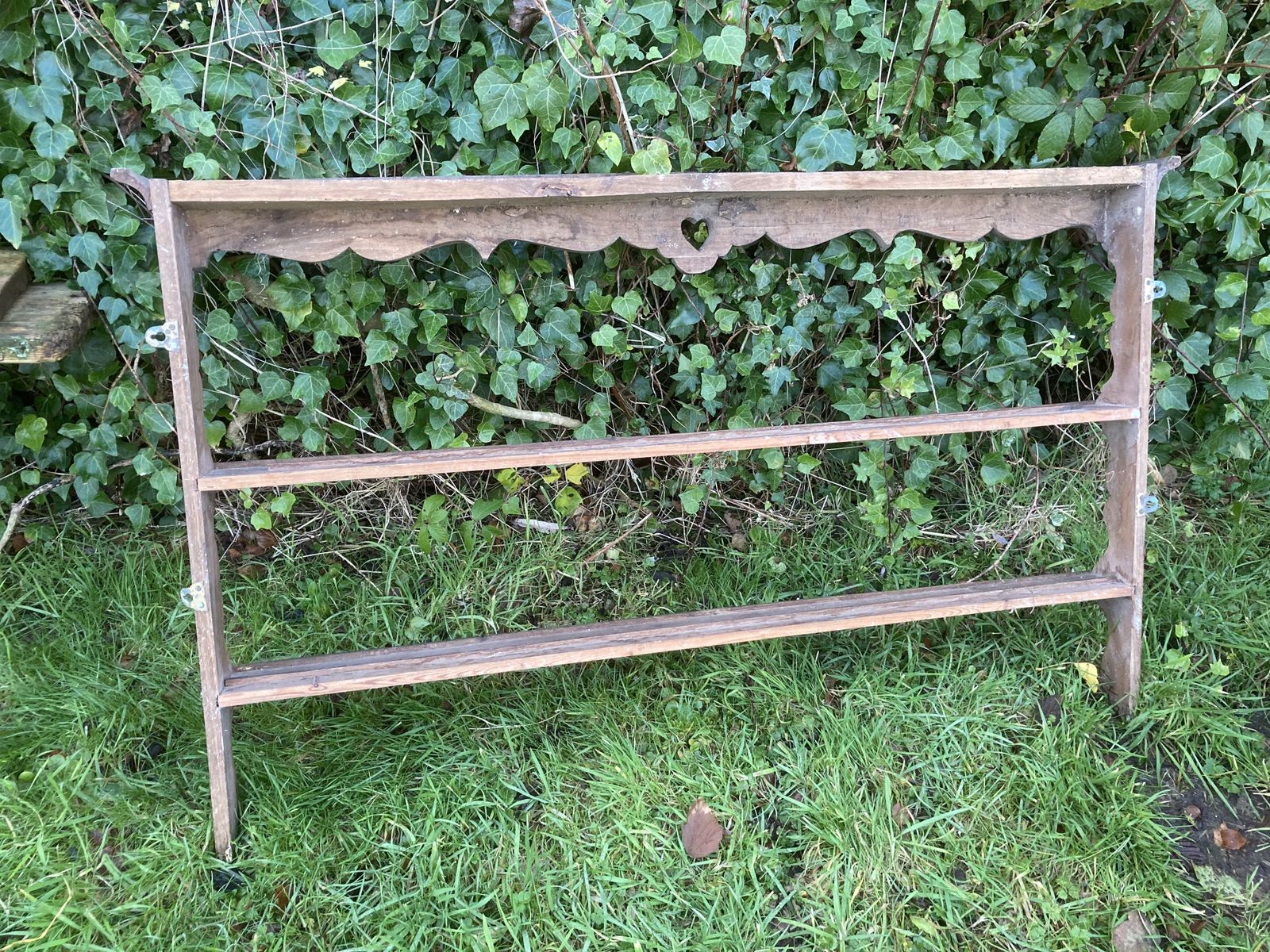 Rustic Victorian Oak Plate Rack photo 125.0