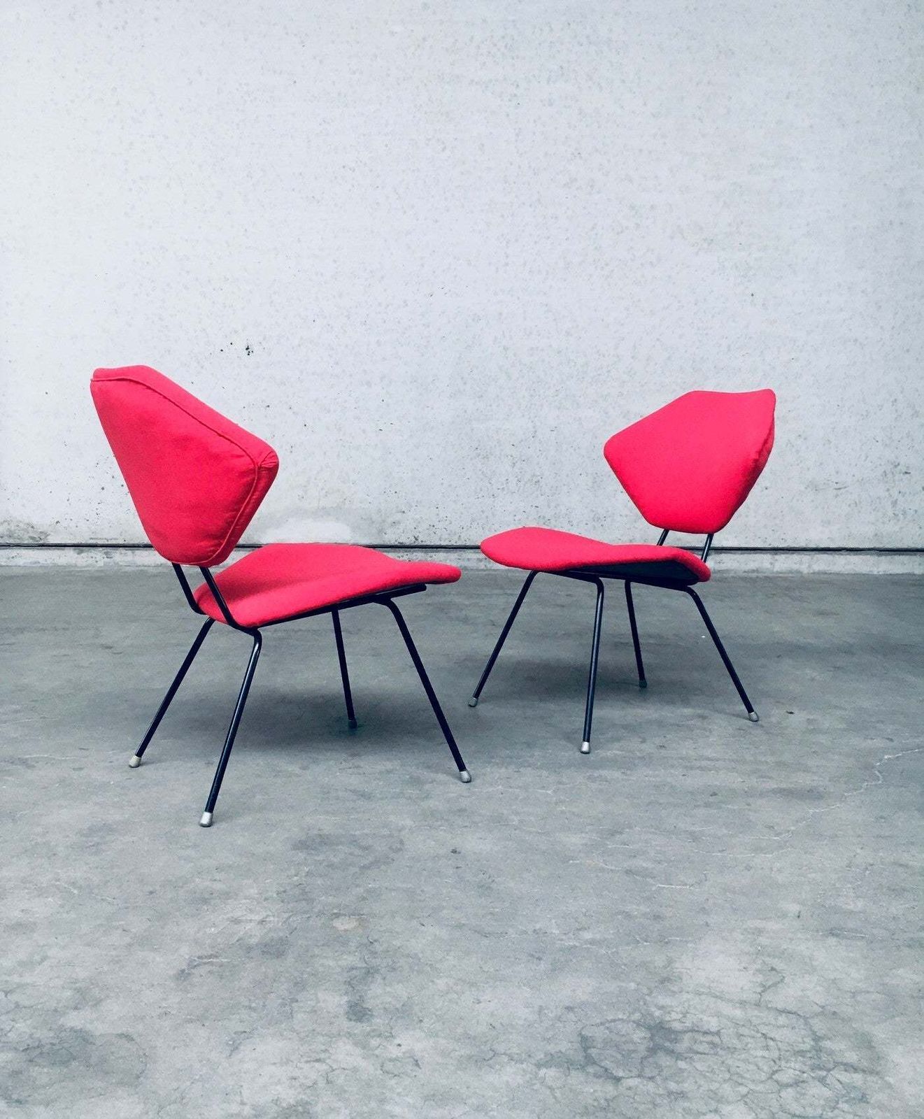 Meubels Mid Century Modern Lage Stoelen, Set Van 2 – Italië, Ca. Jaren 1950 photo