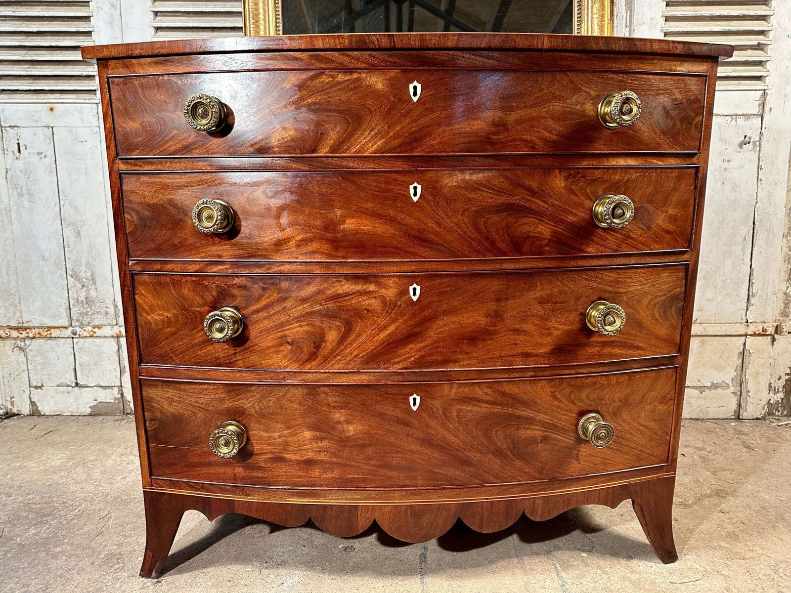 A Beautiful Regency Flame Mahogany Bow Front Chest Of Drawers Circa 1830 photo 850.0