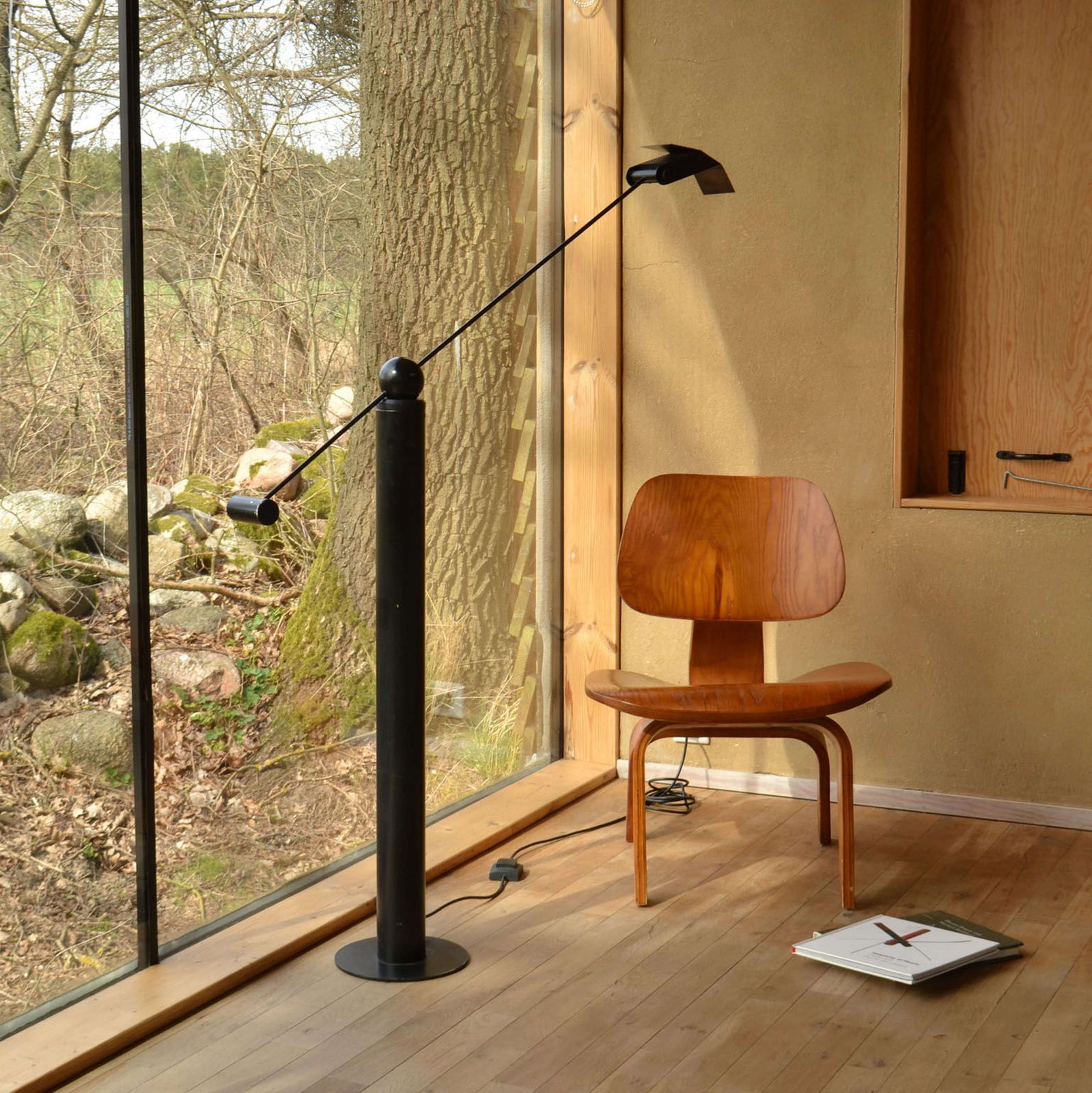 Minimalist Counterbalance Black Floor Lamp Att. To Swiss Baltensweiler photo furniture
