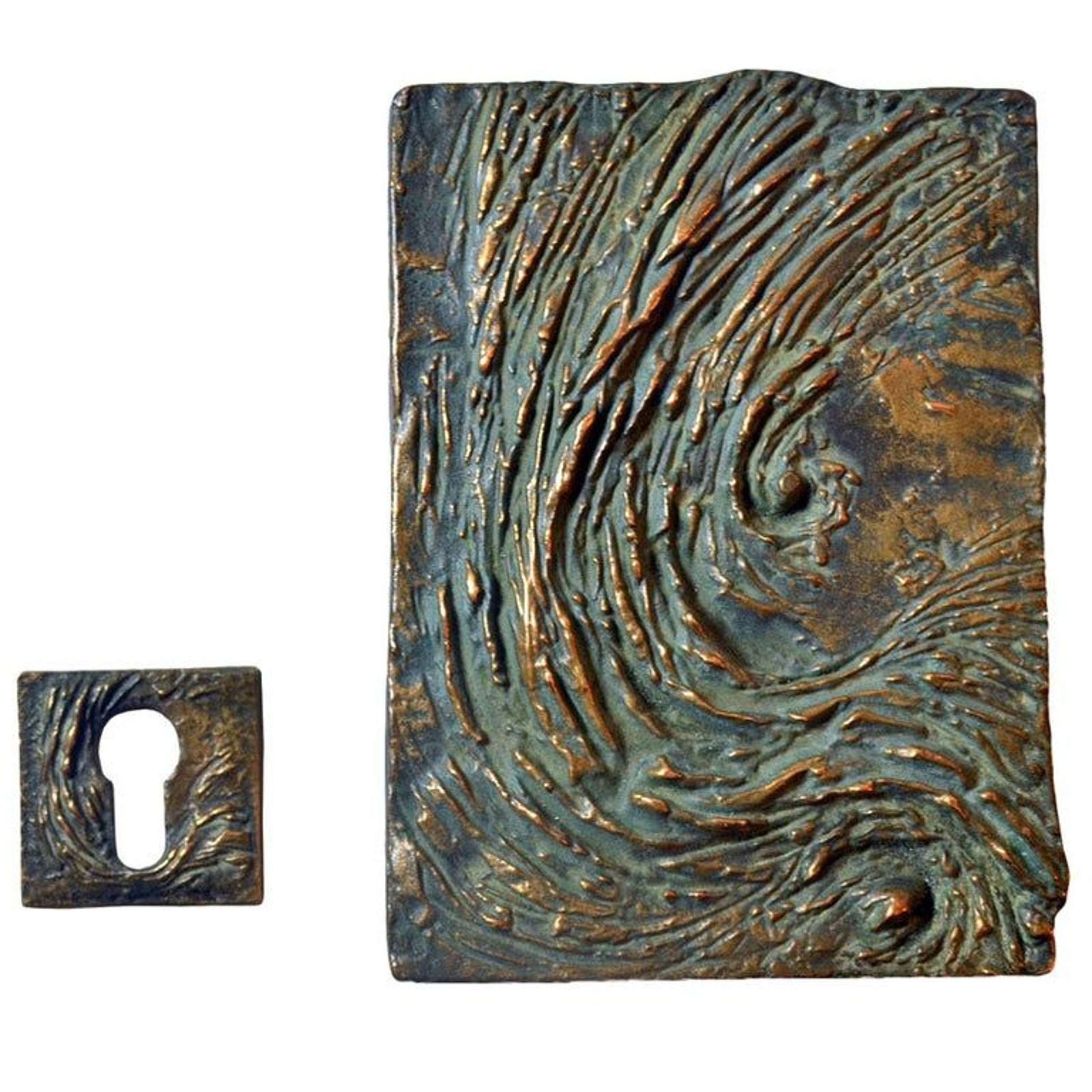 Door Handle And Key Holder In Bronze Wave Relief