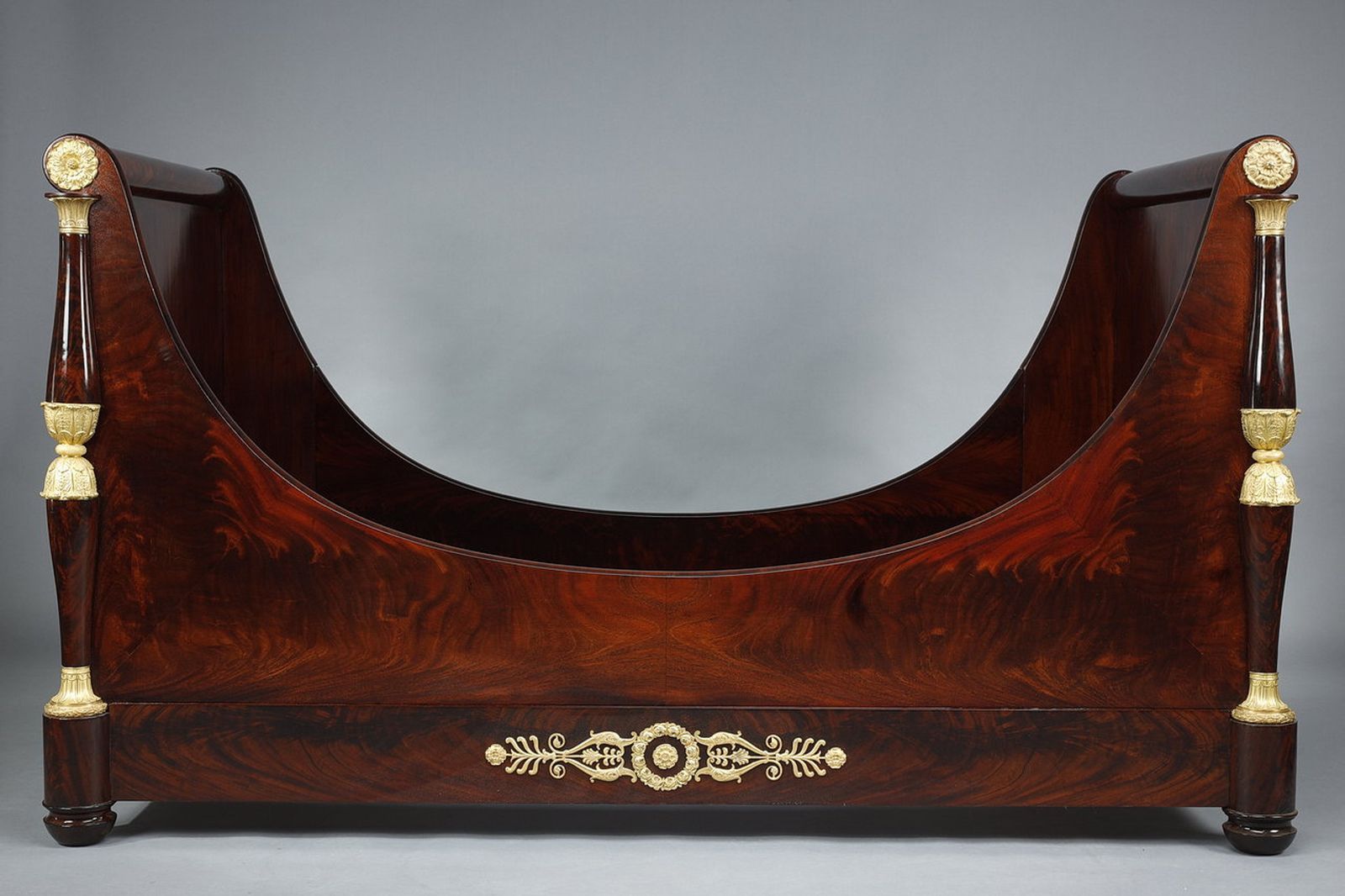 Large Solid Mahogany Boat Bed From The Empire Period photo for sale
