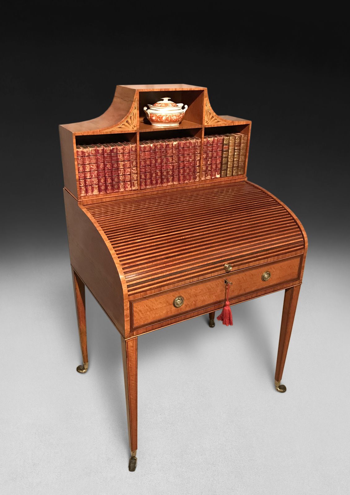 George III Satinwood Bonheur Du Jour