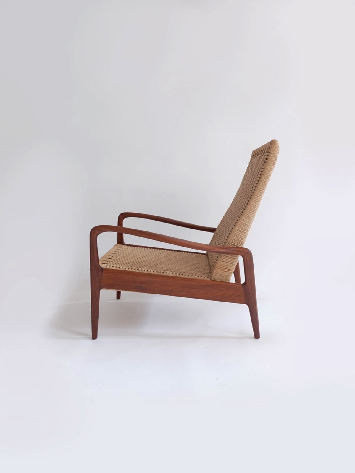 Pair Of Mid Century Modern Reclining Lounge Chairs photo for sale