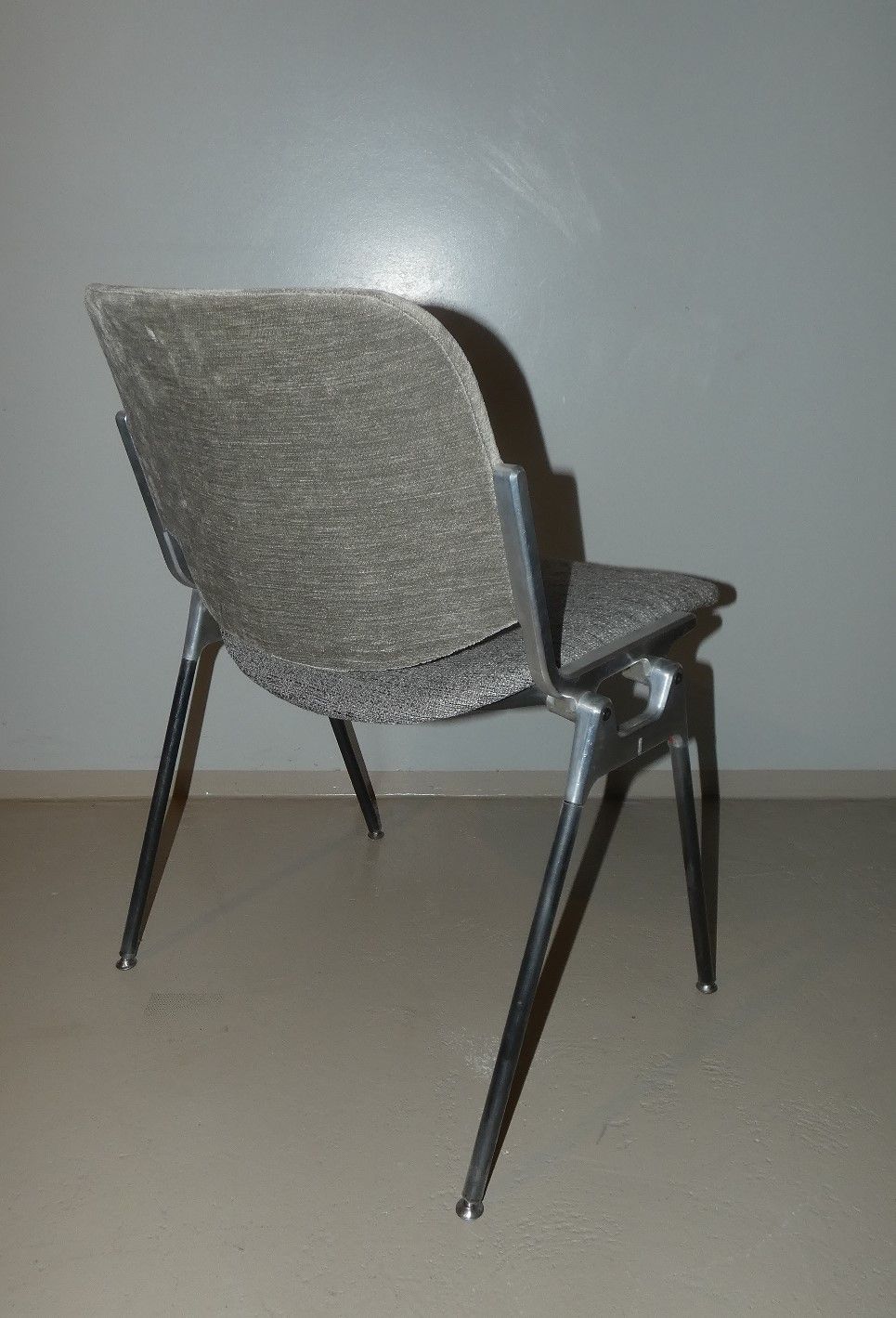 Set Of 4 Cotton And Velvet Model Dsc 106 Dining Chairs By Giancarlo Piretti For Castelli / Anonima Castelli, Italy 1960s photo vinterior