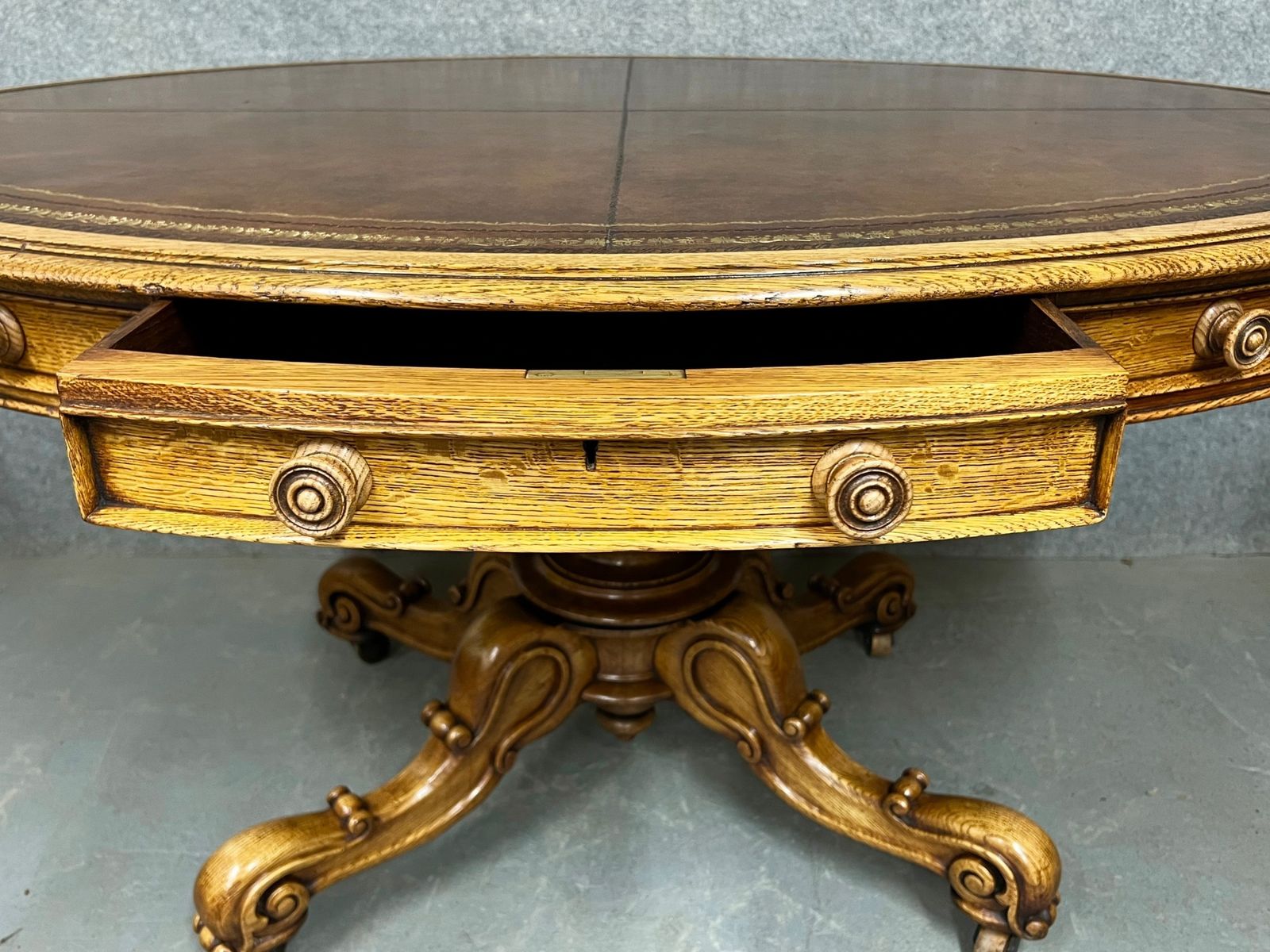 photo furniture Unusual Oval Victorian Oak Drum Table